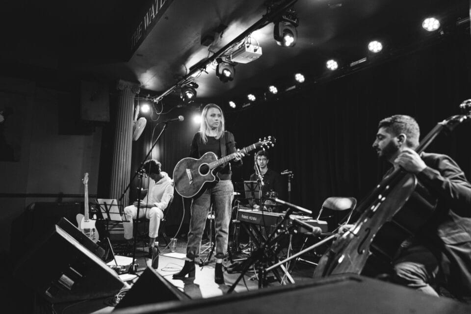 Hannah Scott | Front Row Festival