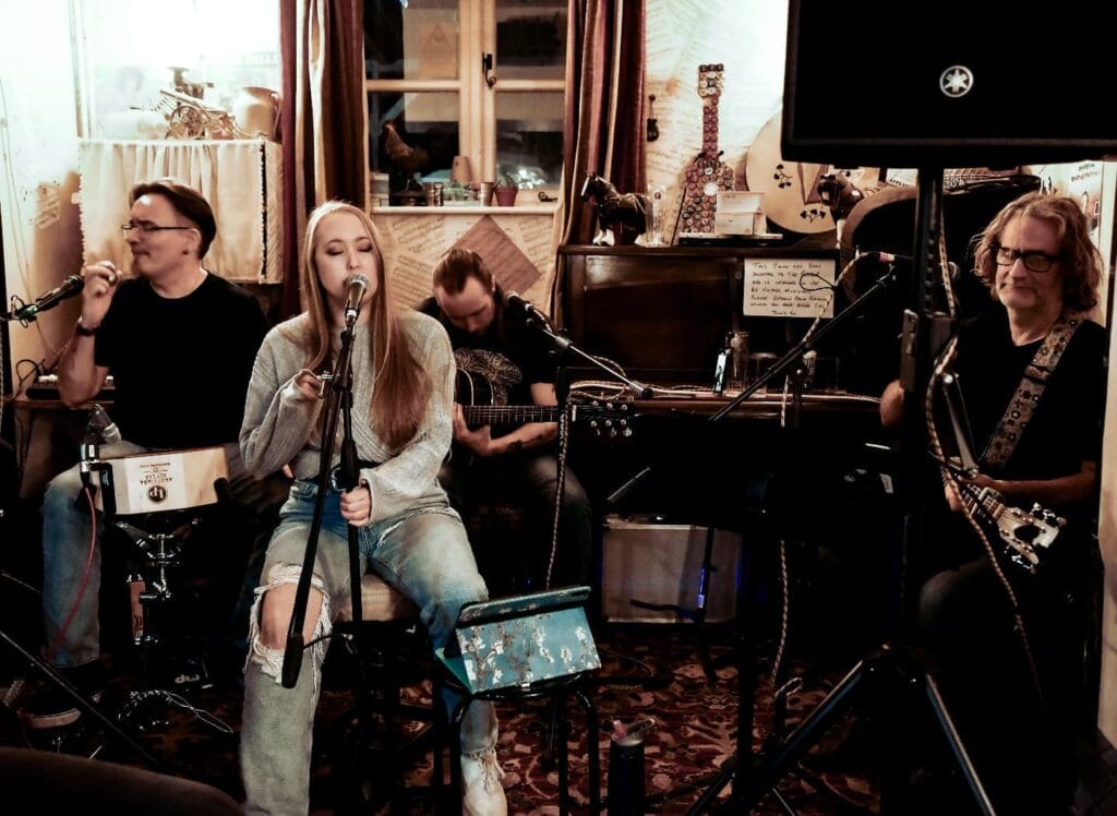 The Coopers - Coming to Fritwell Front Row Festival 2024